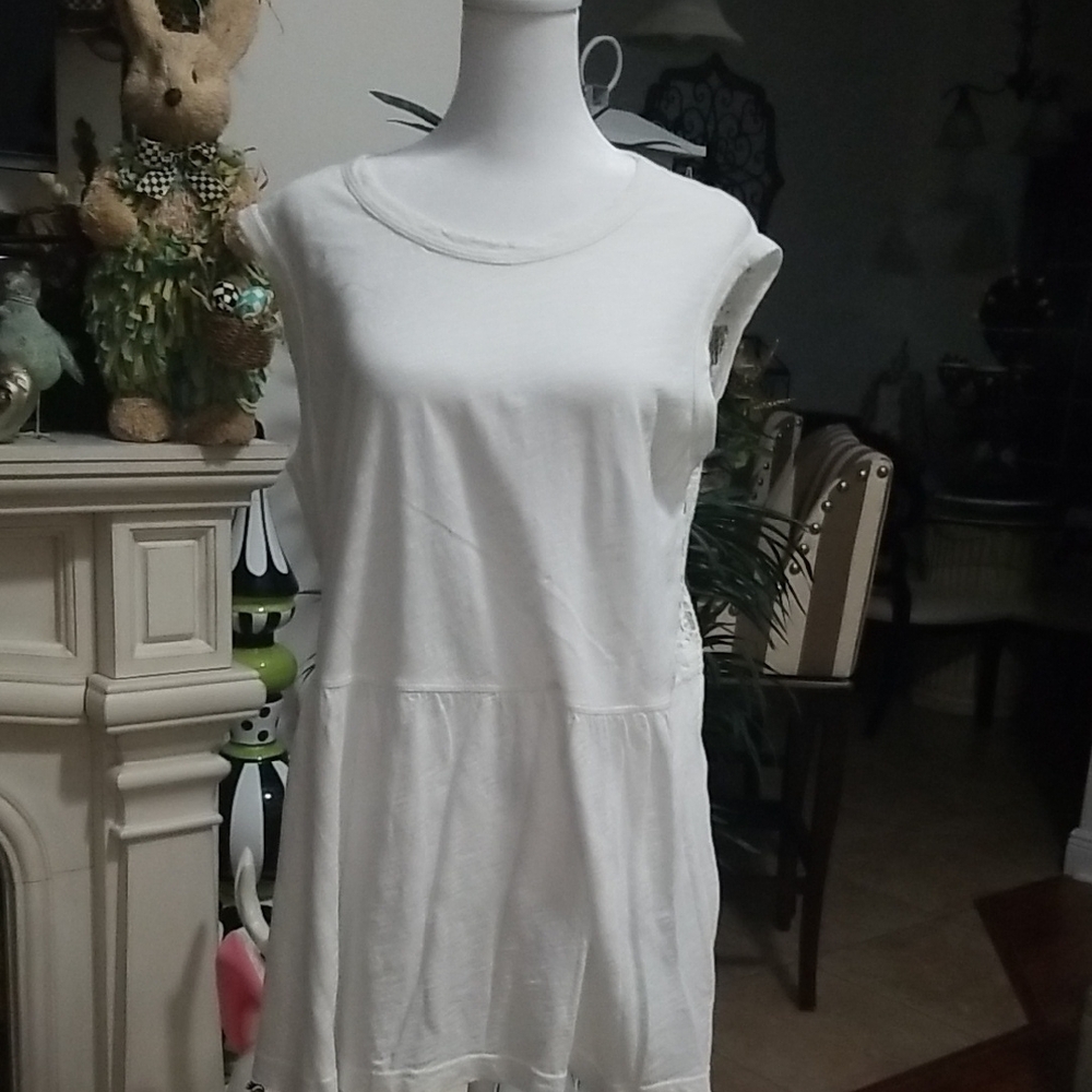 Anthropologie White Sleeveless Top